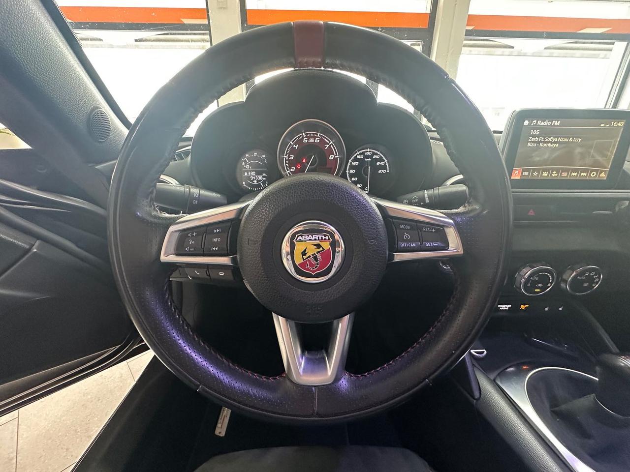 Abarth 124 Spider Scorpione 1.4 MultiAir Turbo #6333