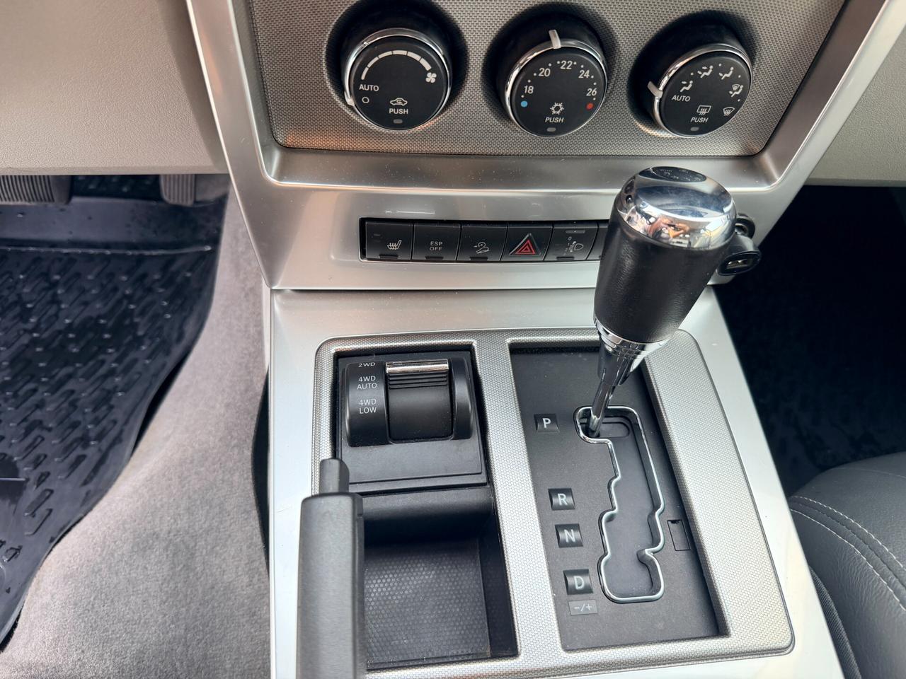 Jeep Cherokee 2.8 CRD DPF Limited Auto