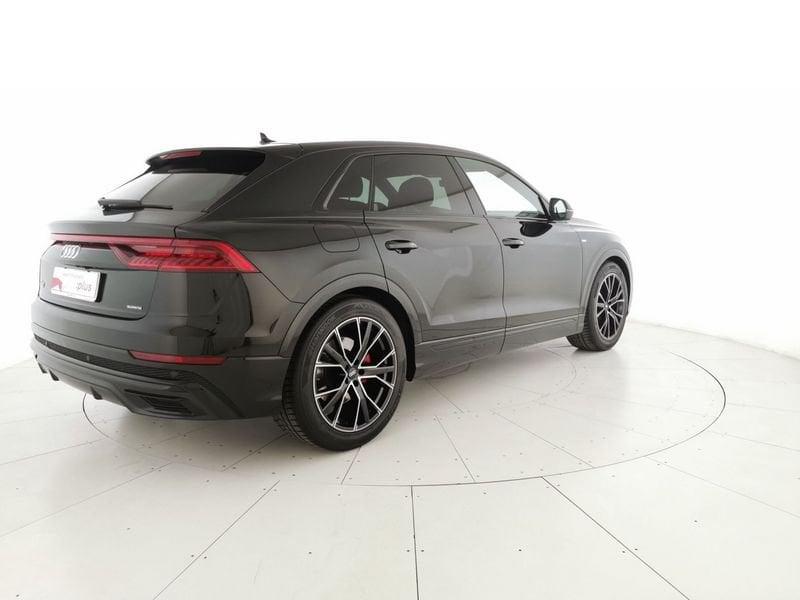 Audi Q8 55 TFSI QUATTRO TIPTRONIC