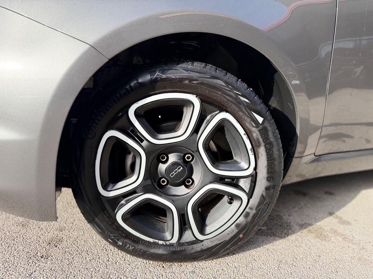 Fiat 500 1.0 Hybrid CLUB CON SOLI 47 MILA KM UFFICIALE ITALIANA