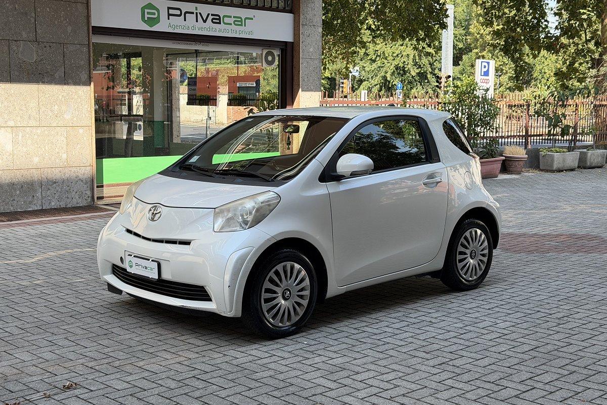 TOYOTA iQ 1.0 CVT Trend