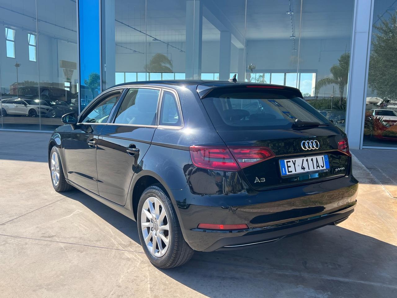 Audi A3 SPB 1.4 110CV g-tron Attraction