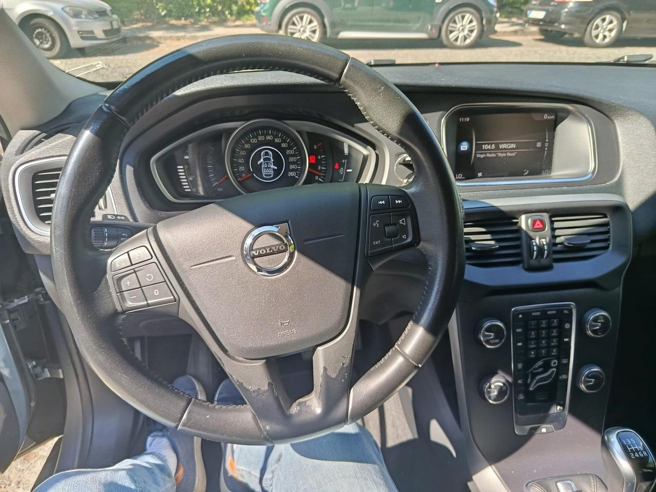 Volvo V40 Business 2.0 D2 #10316