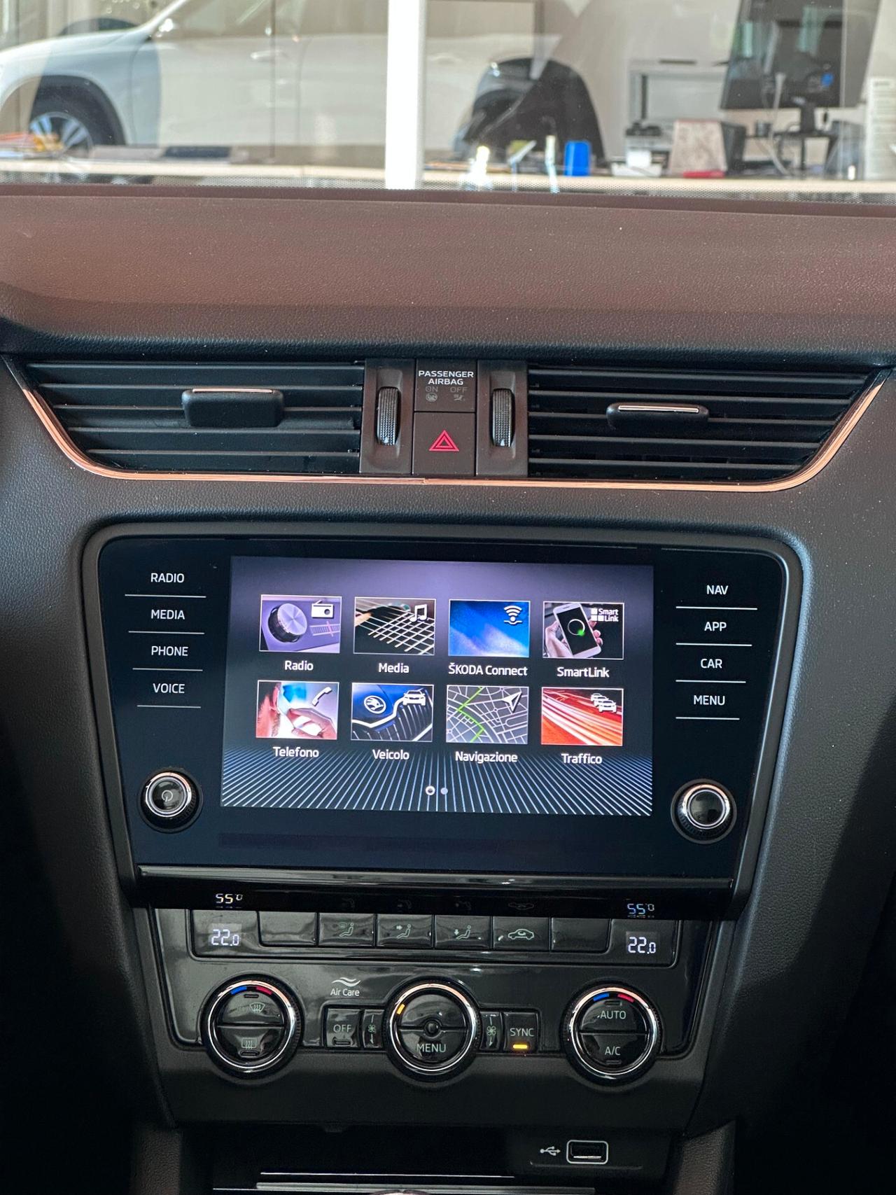 SKODA OCTAVIA 2020 1.6 TDI SCR 115 CV Wagon Ambition *UniProprietario