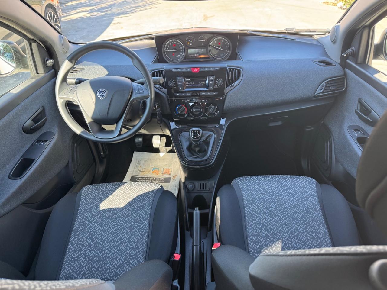 Lancia Ypsilon 1.2 69 CV 5 porte S&S Gold