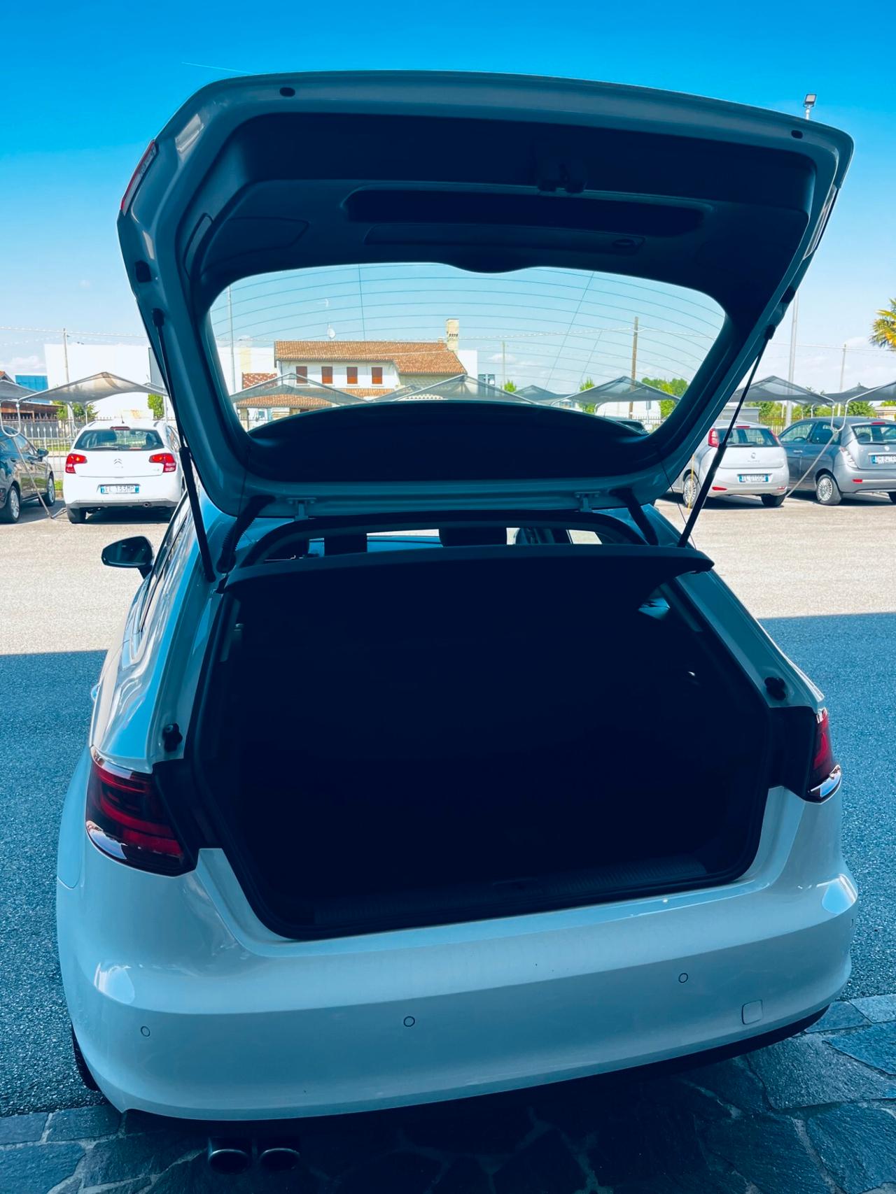 Audi A3 SPB 2.0 TDI 150 CV clean diesel Ambition Pronta consegna