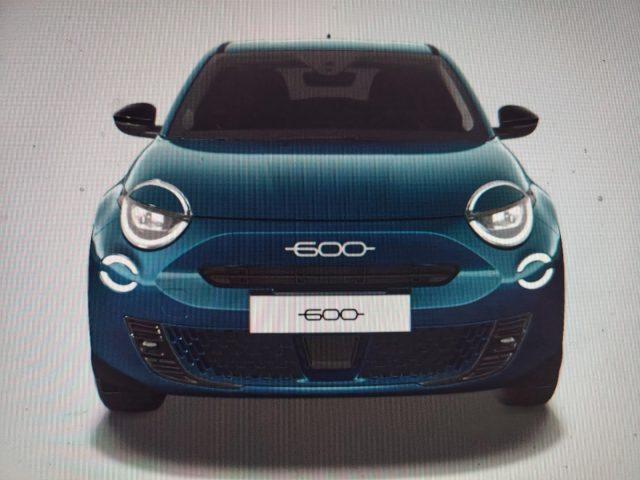 FIAT 600 1.2 Icon 100cv KM0