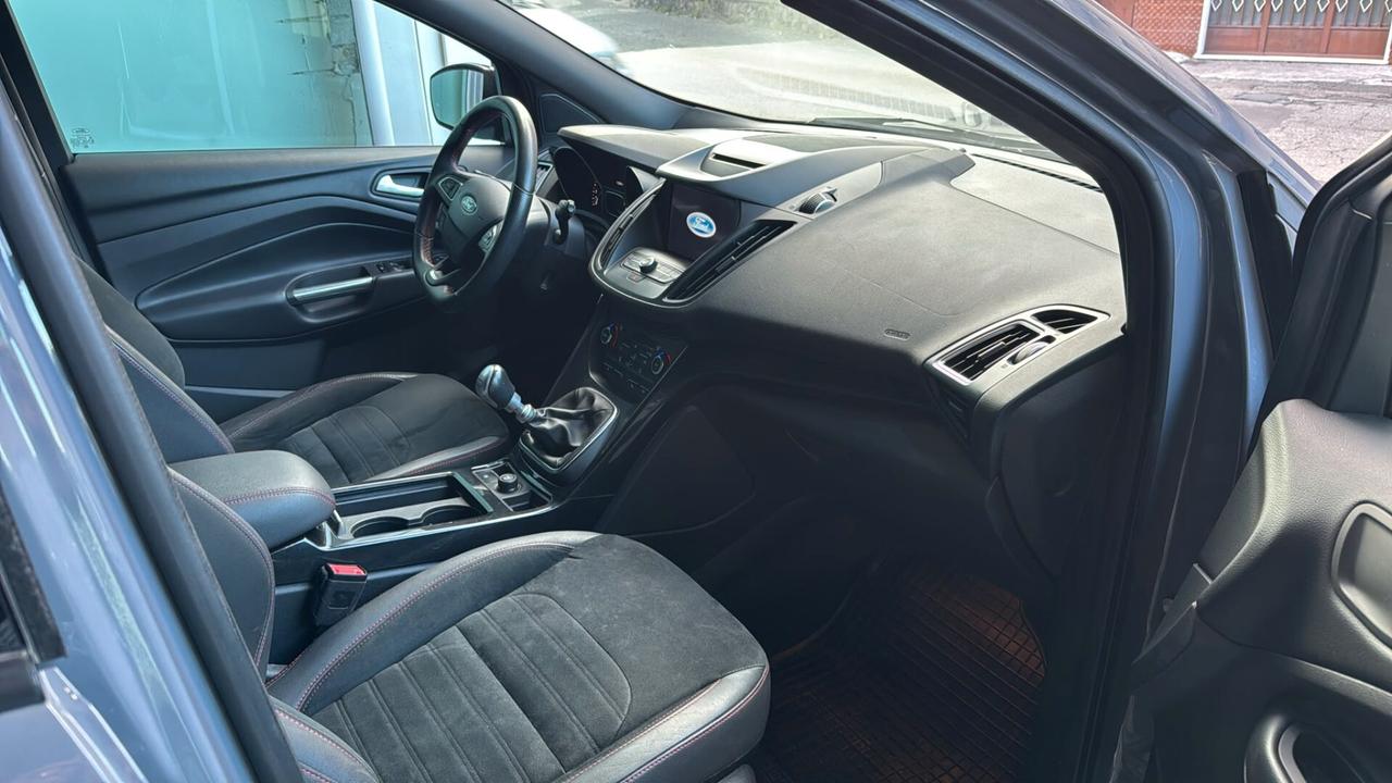 Ford Kuga 1.5 EcoBoost 120 CV S&S 2WD ST-Line