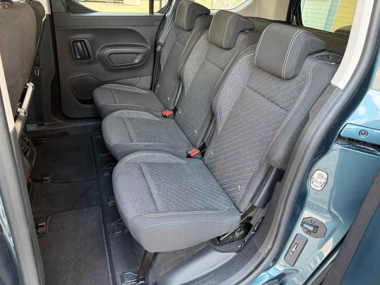 Peugeot Rifter 1.5 HDi 100cv 5 POSTI AUTOCARRO