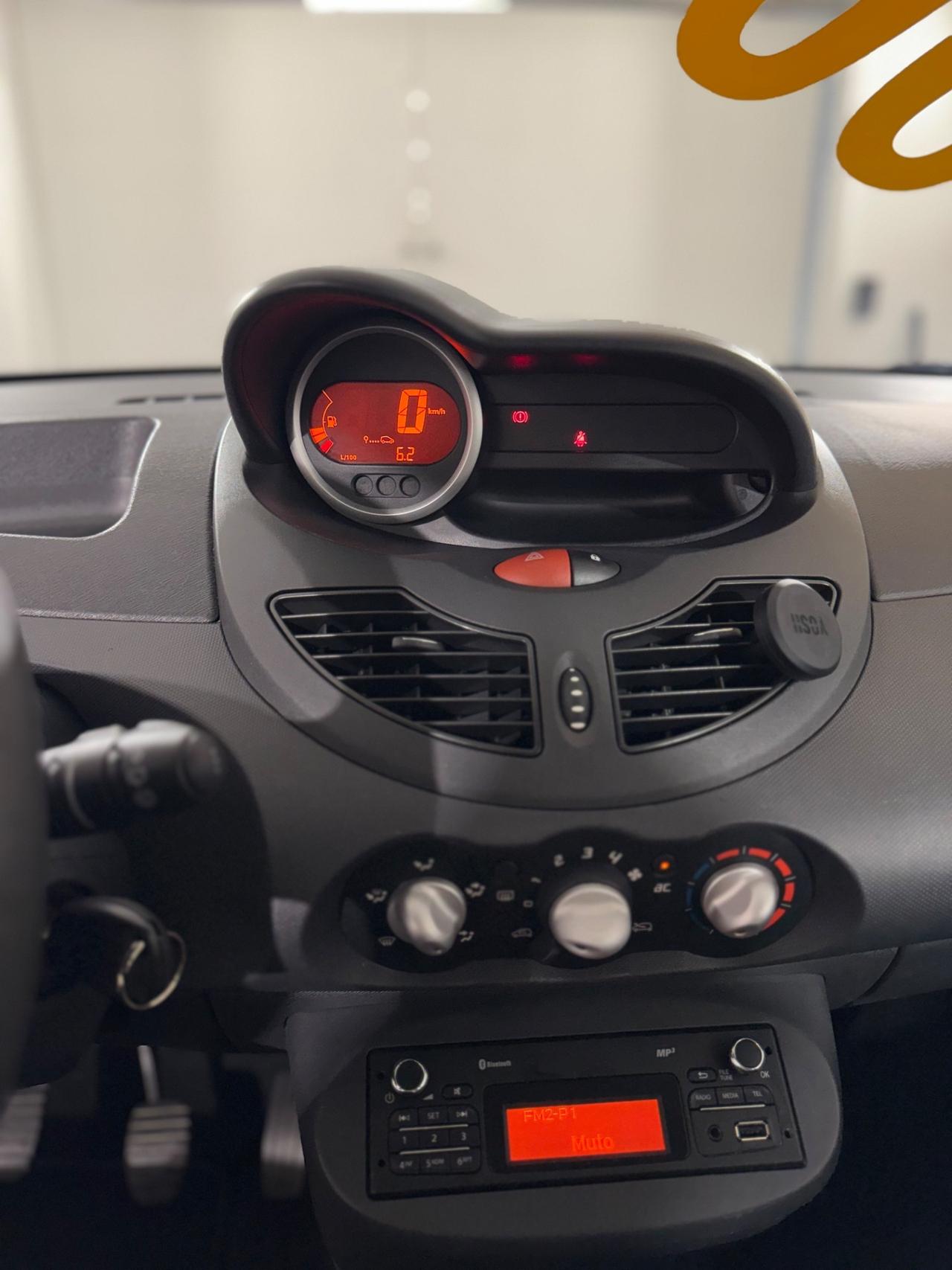 Renault Twingo 1.2 16V Wave