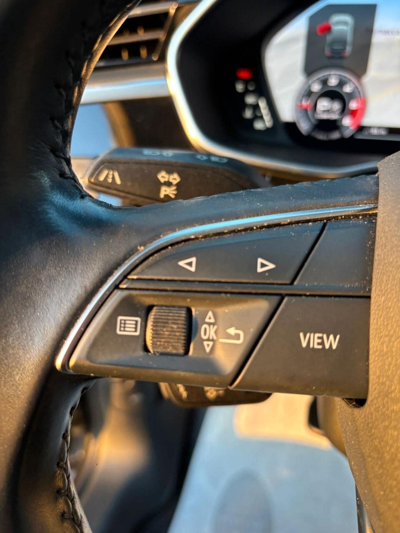 Audi Q3 SPB 35 TDI S tronic line edition//