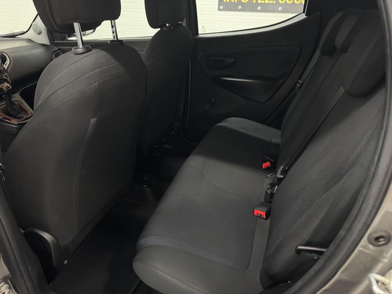 Lancia Ypsilon 1.2 69 CV 5 porte GPL Ecochic Monogram