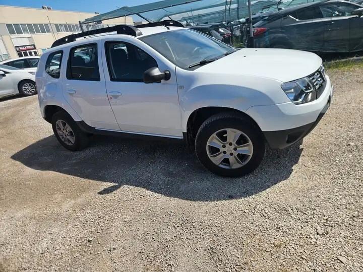 Dacia Duster 1.6 110 CV 4X2 GPL LAUREATE