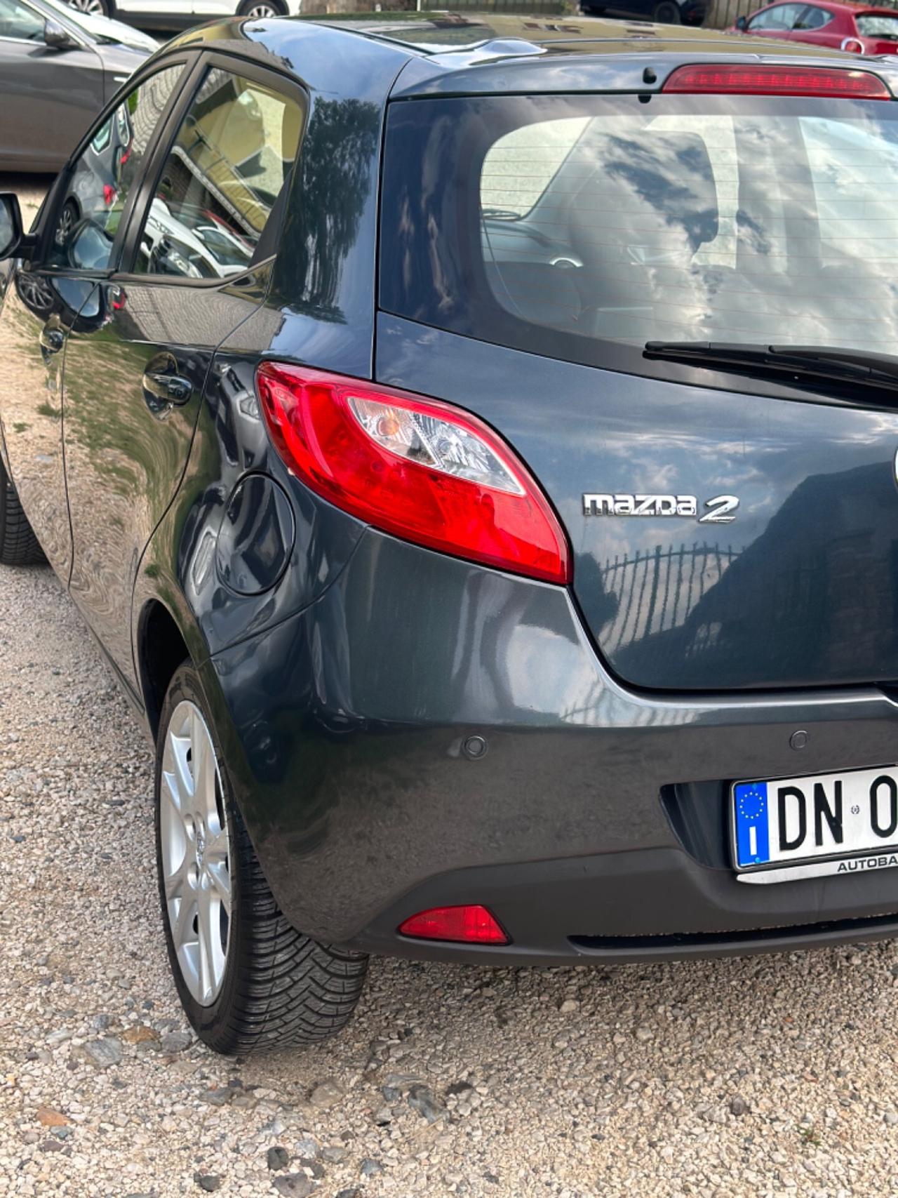 Mazda 2 1.3 16V 75CV 5P PLAY KMCERT NEOPAT UNICOPR