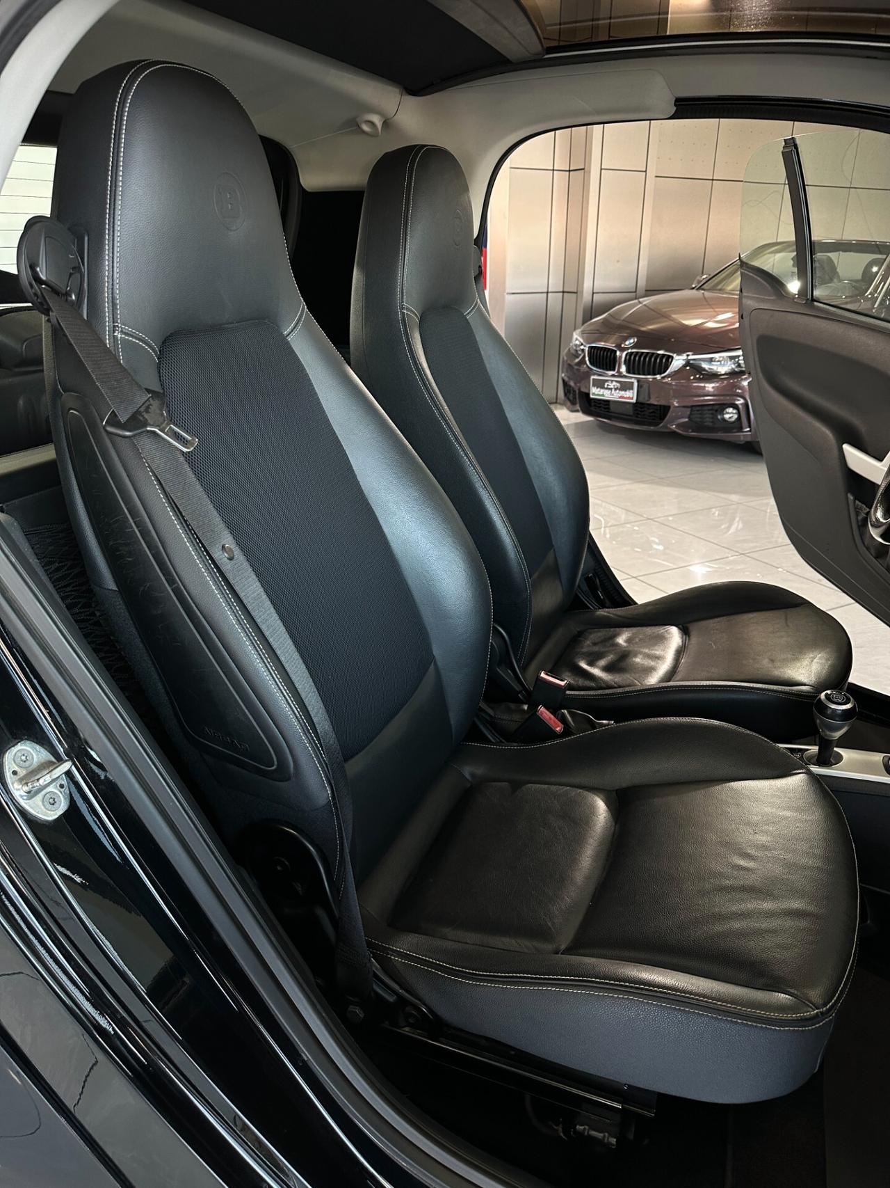 Smart BRABUS 1.0cc 102cv CarPlay PelleTotale Navi FINANZIABILE GARANZIA PERMUTE