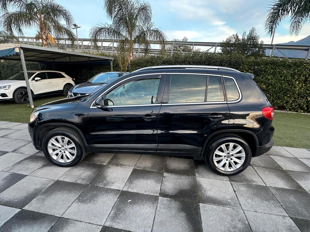 Volkswagen Tiguan 2.0TDI 140CV 4MOTION AUTOMATICA 2009 TETTO APRIBILE E PANORAMICO