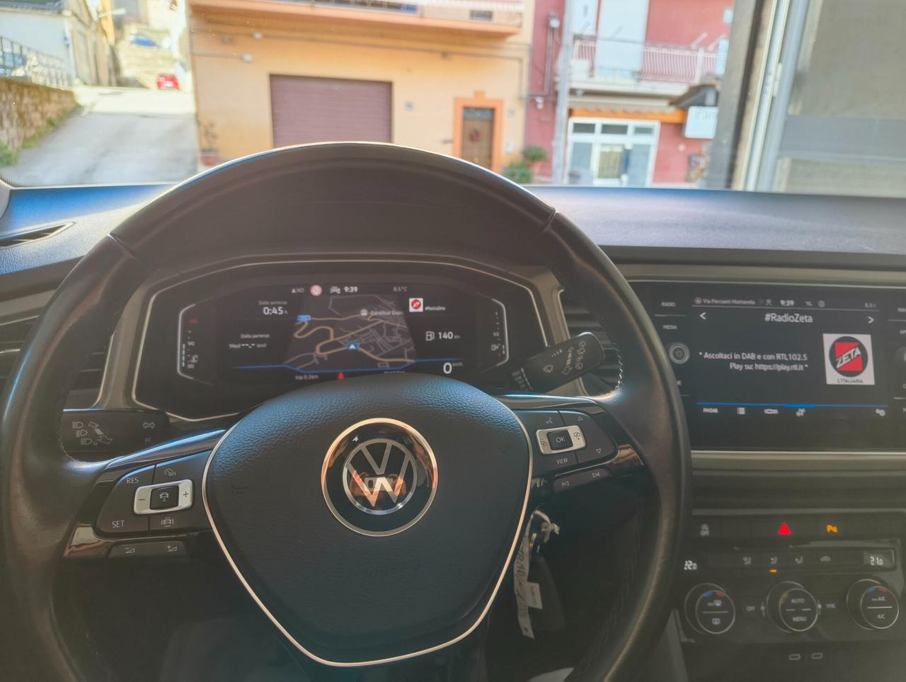 Volkswagen T-Roc 2.0 TDI SCR Business BlueMotion Technology