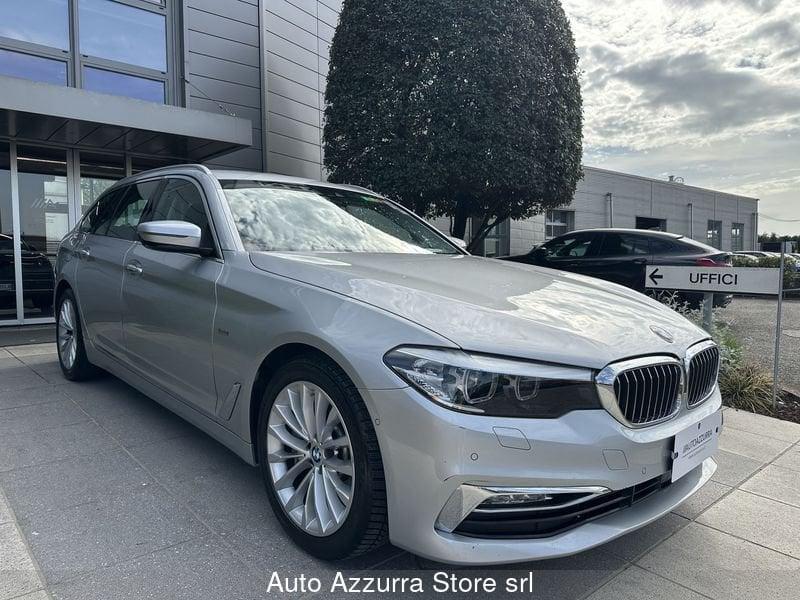 BMW Serie 5 530d Touring Luxury *PACCHETTO LUCI, TAGLIANDI BMW, PROMO AZZURRA*
