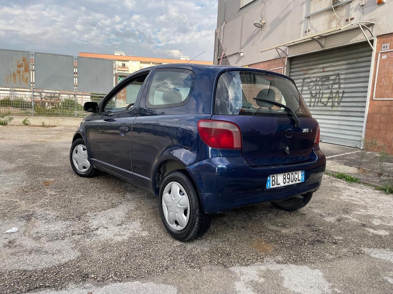 Toyota Yaris 1.0i 16V cat 3 porte