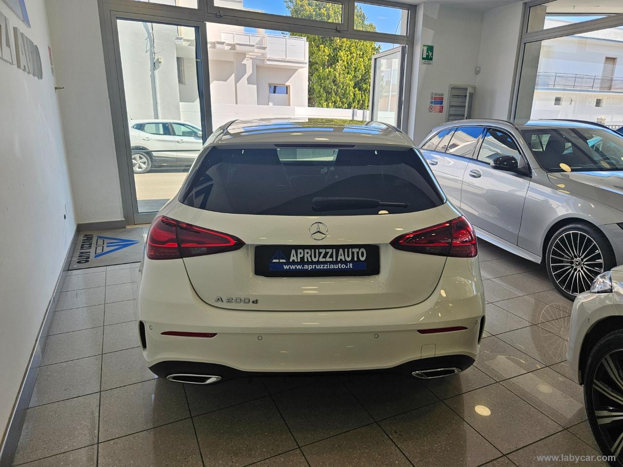 MERCEDES-BENZ A 200 d Automatic Premium Plus AMG Line