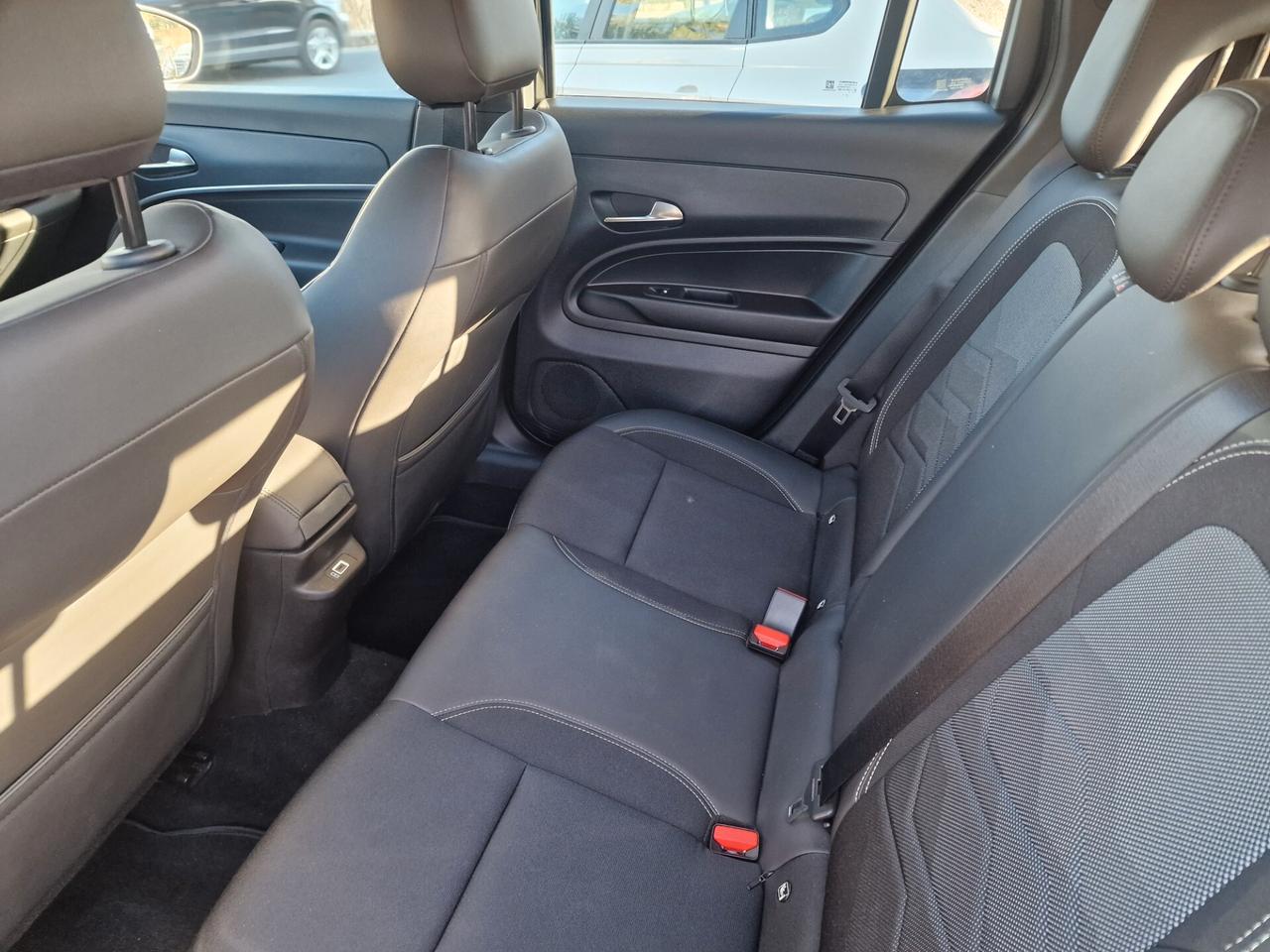 Jeep Avenger 1.2 Turbo 100 CV Summit