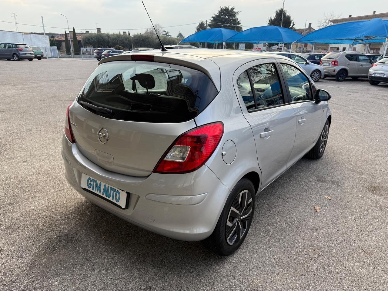 Opel Corsa 1.2 85CV 5 porte GPL - Neopatentati
