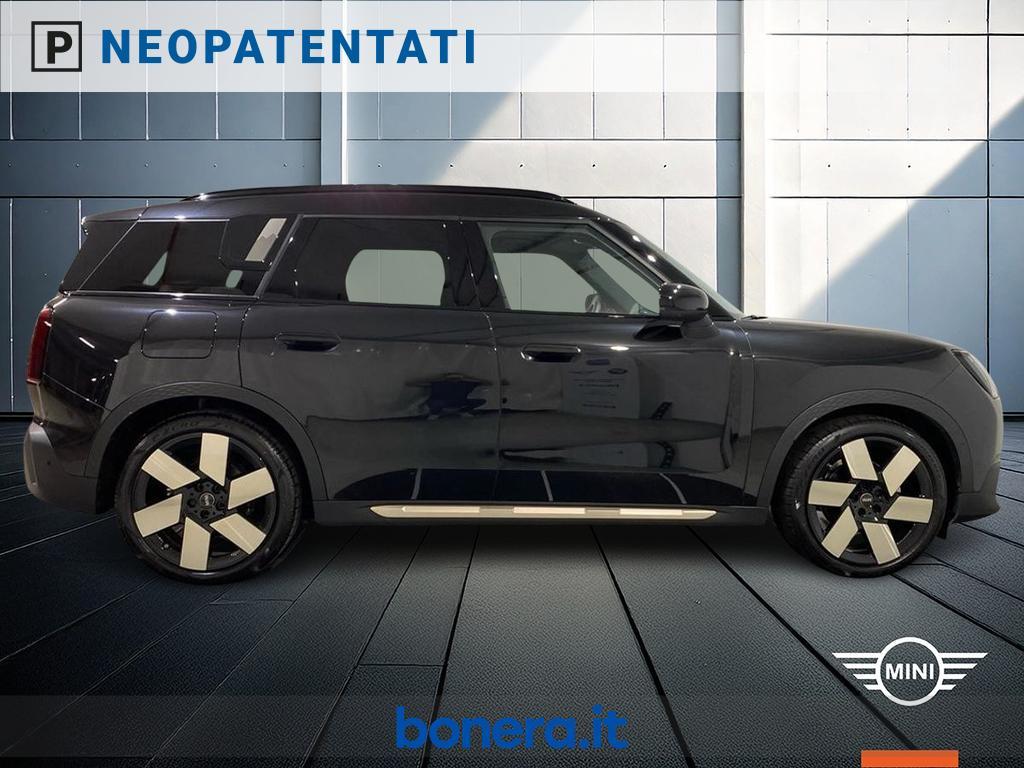 Mini Mini Countryman E Favoured