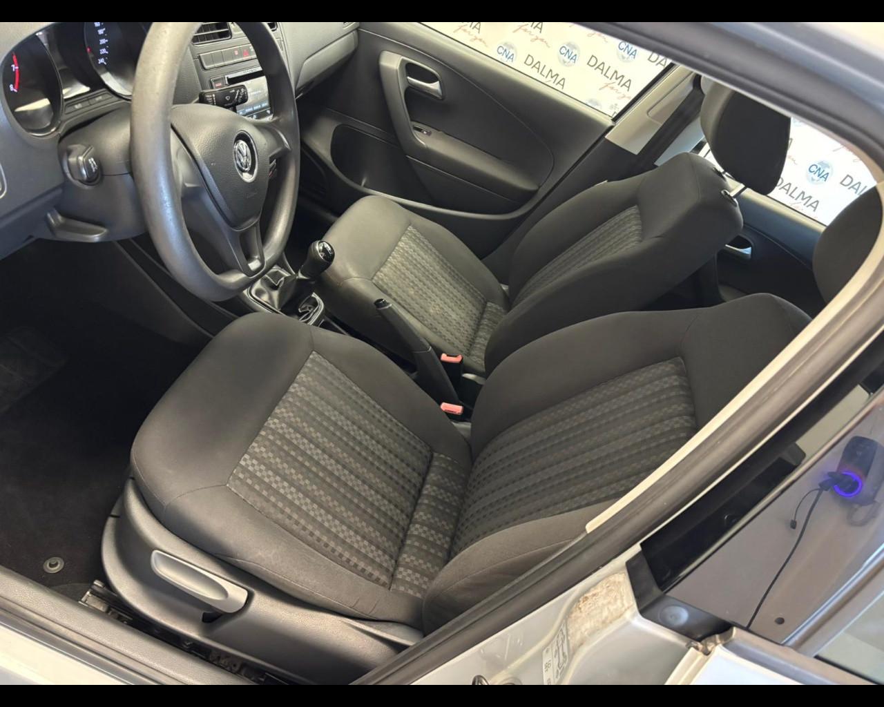VOLKSWAGEN Polo V 2014 - Polo 5p 1.0 mpi Trendline 60cv