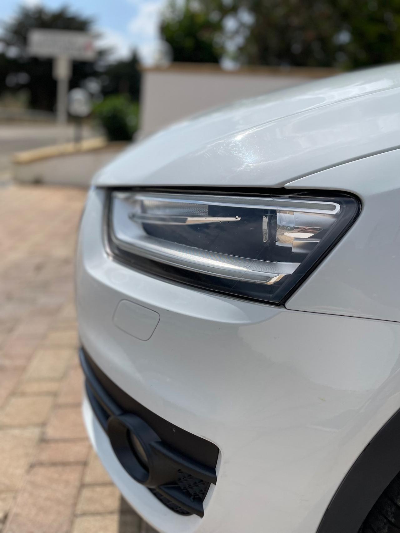 Audi Q3 2.0 TDI Quattro S tronic Tetto Nav