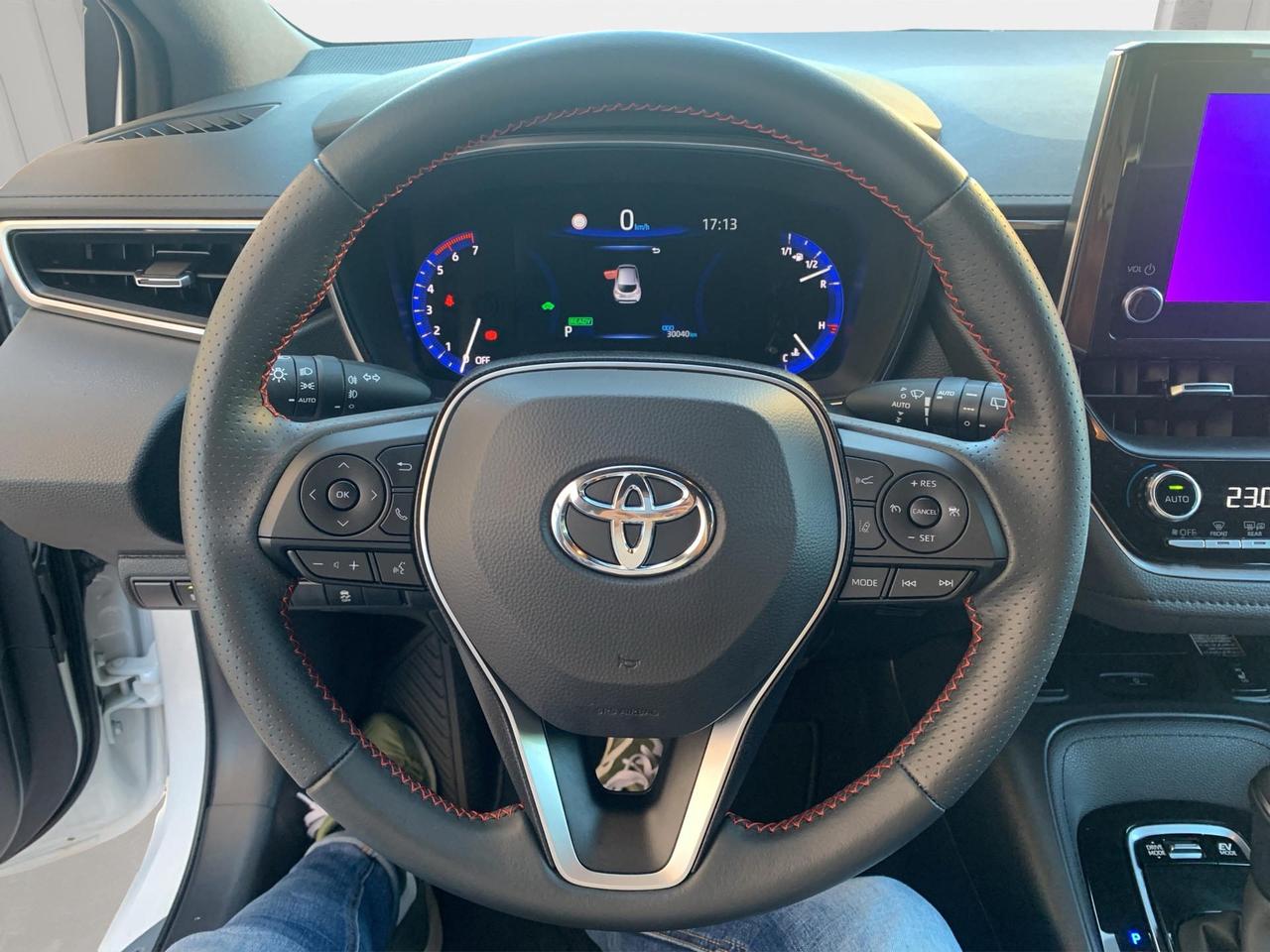 Toyota Corolla 1.8h GR Sport cvt