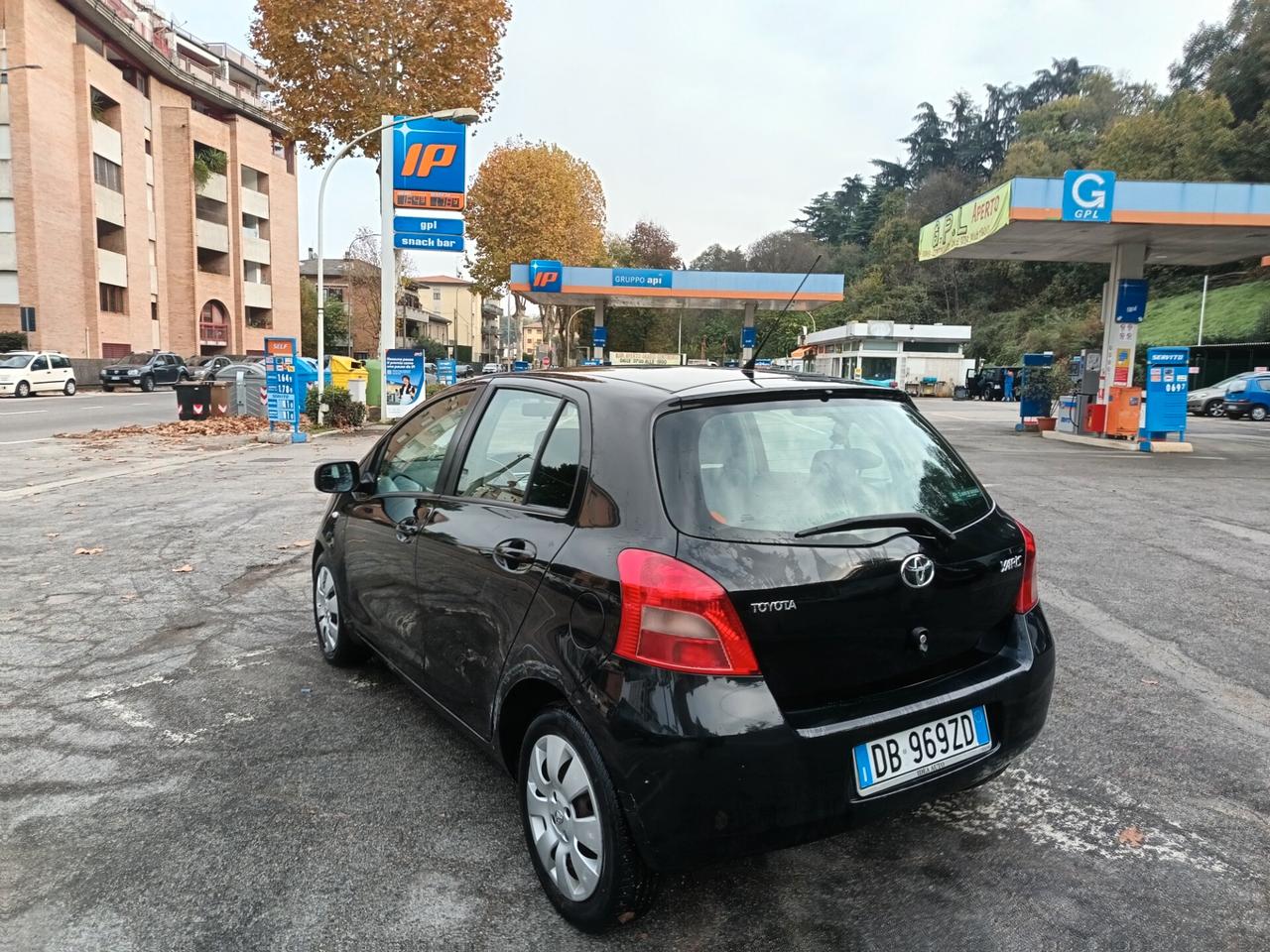 Toyota Yaris 1.2 benzina 2006