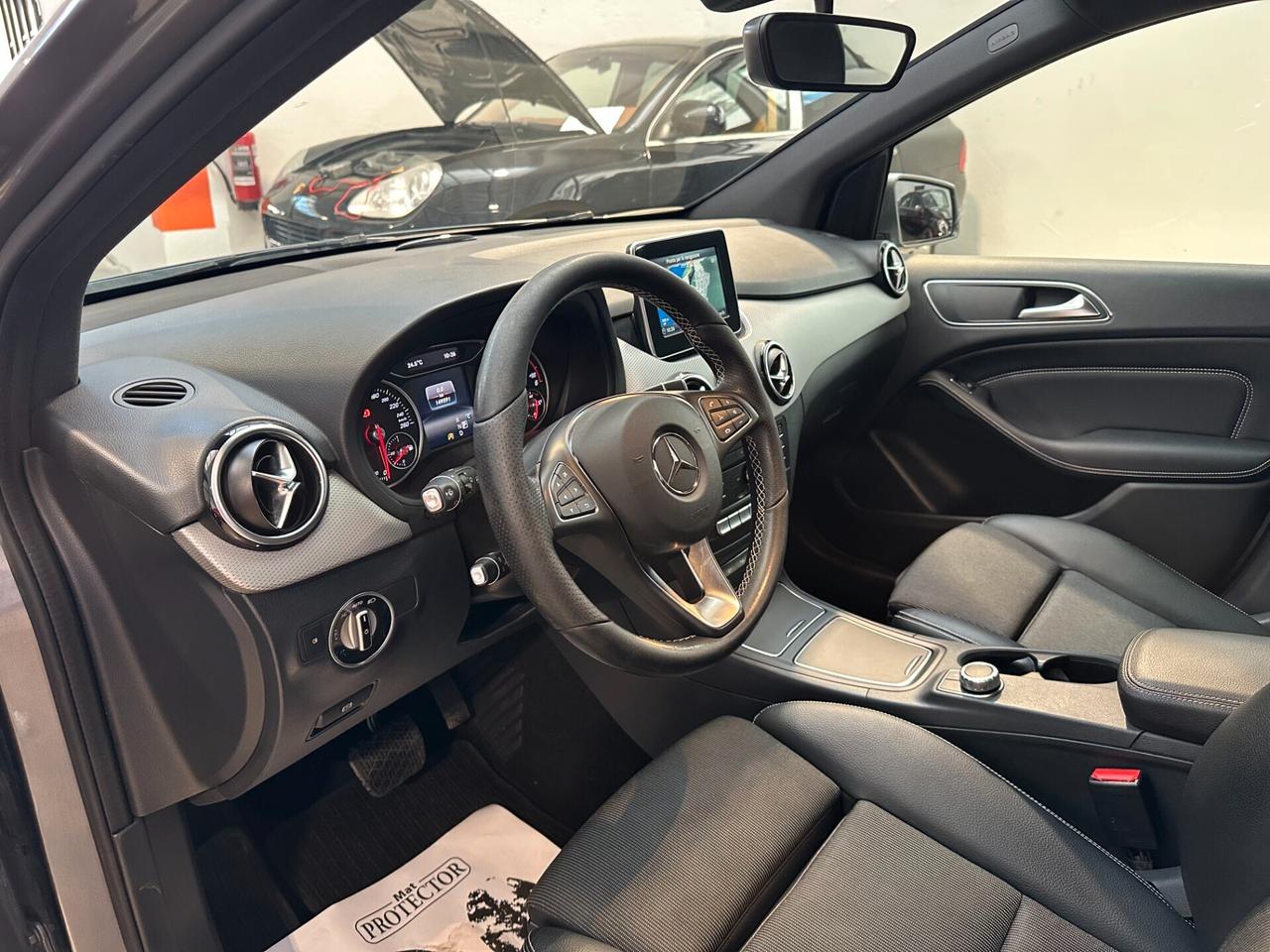Mercedes-benz B 200 d Automatic 4Matic Sport - UNICO PROP. NAVI COMMAND