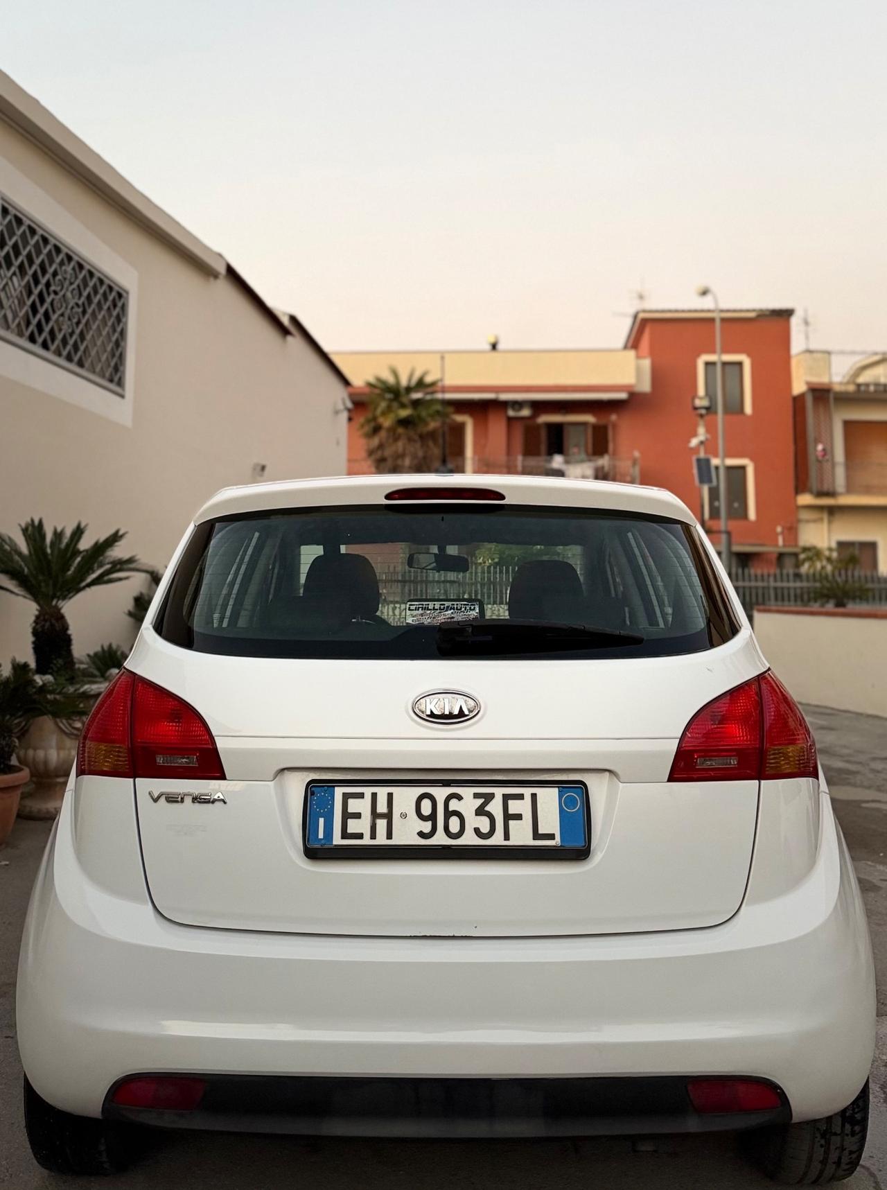 Kia Venga 1.4 Gpl 90 Cv