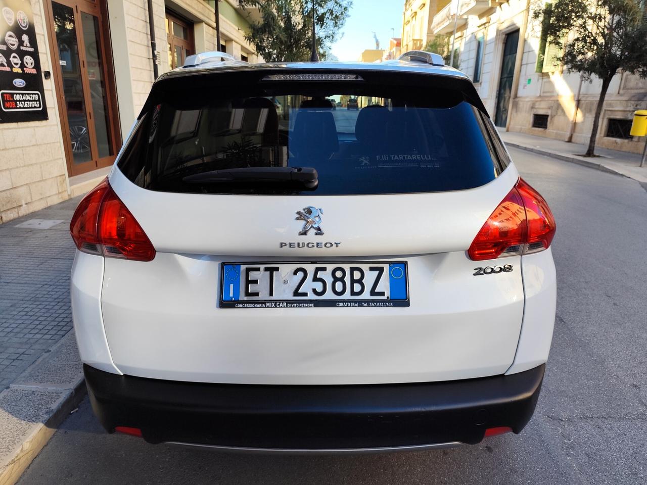 Peugeot 2008 1.2 BENZINA 82CV ALLURE TETTO