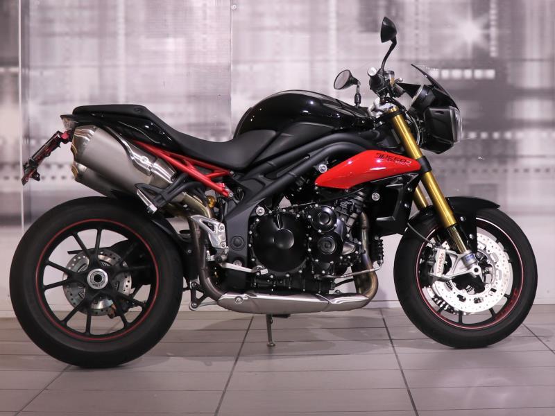 Triumph Speed Triple 1050 R Abs