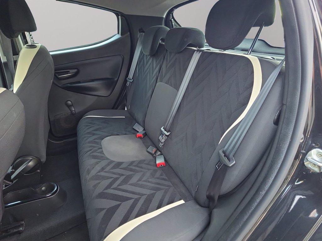 LANCIA Ypsilon 1.2 silver 69cv del 2017