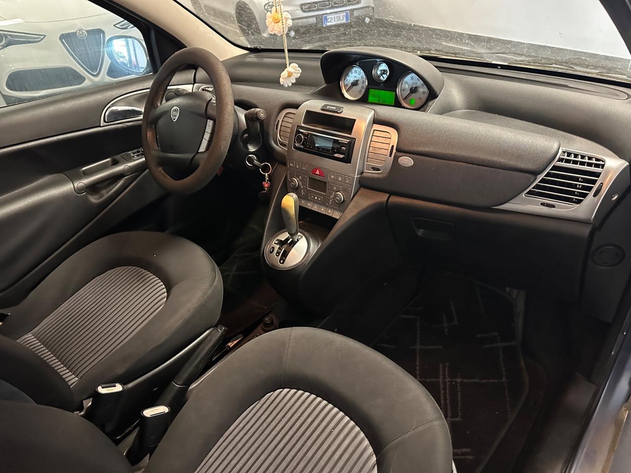 LANCIA YPSILON 1.3 MJT AUTOMATICA 75CV