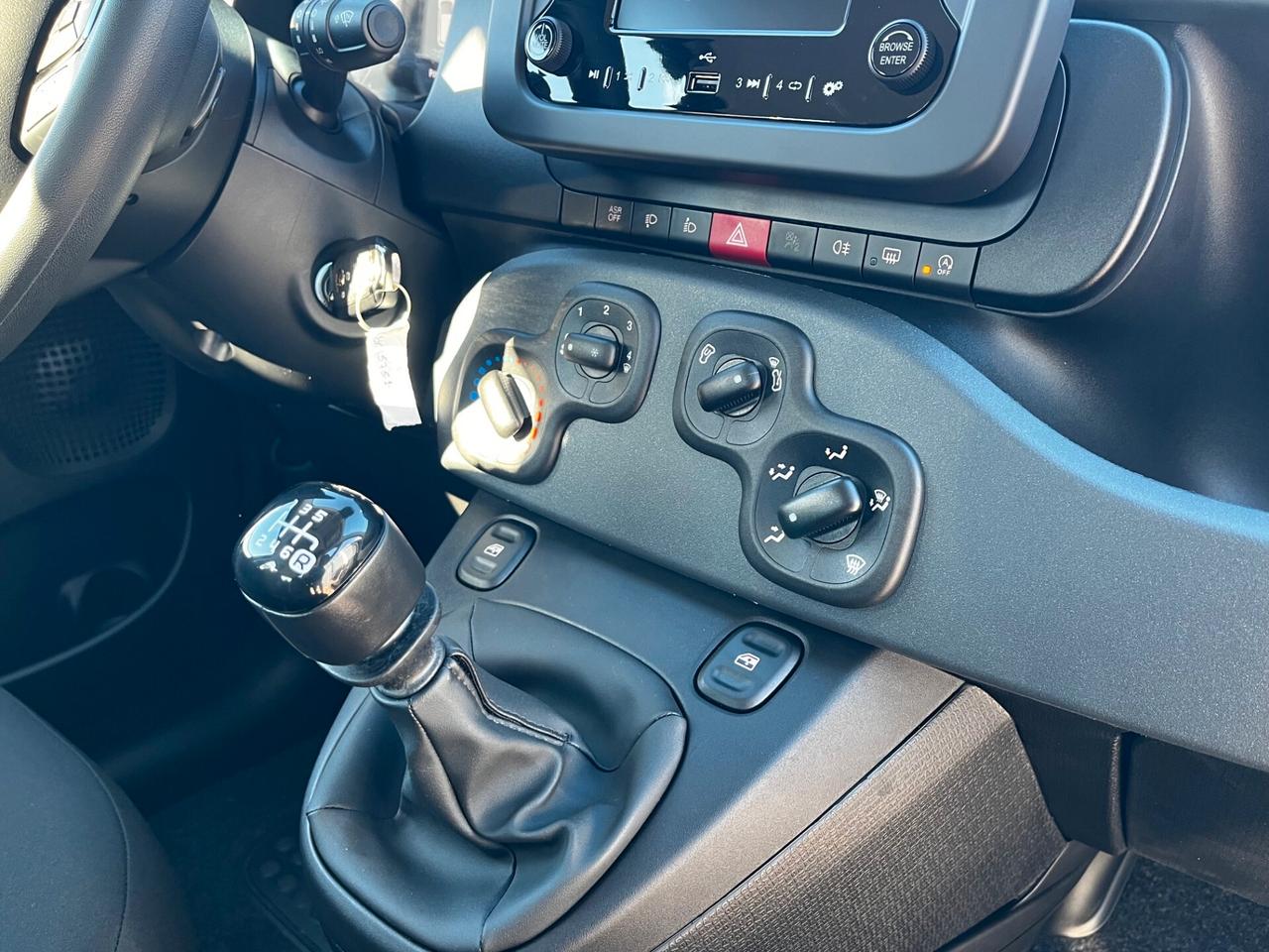 Fiat Panda 1.0 FireFly S&S Hybrid Pandina