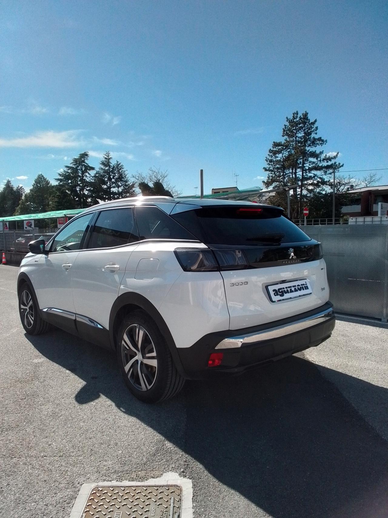 Peugeot 3008 Hybrid 225 e-EAT8 Allure Pack