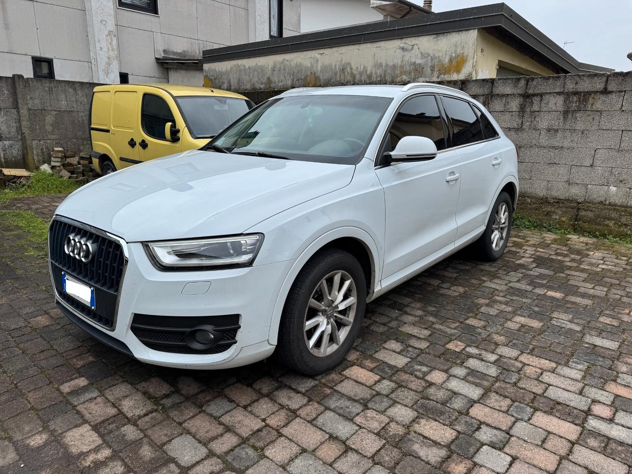 Audi Q3 2.0 TDI Advanced 140cv