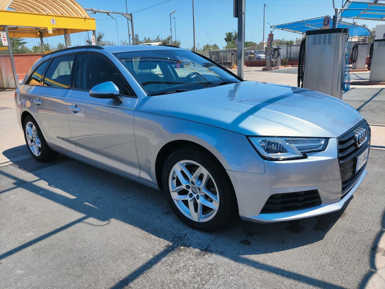 Audi A4 Avant 2.0 TDI 150 CV ultra S tronic