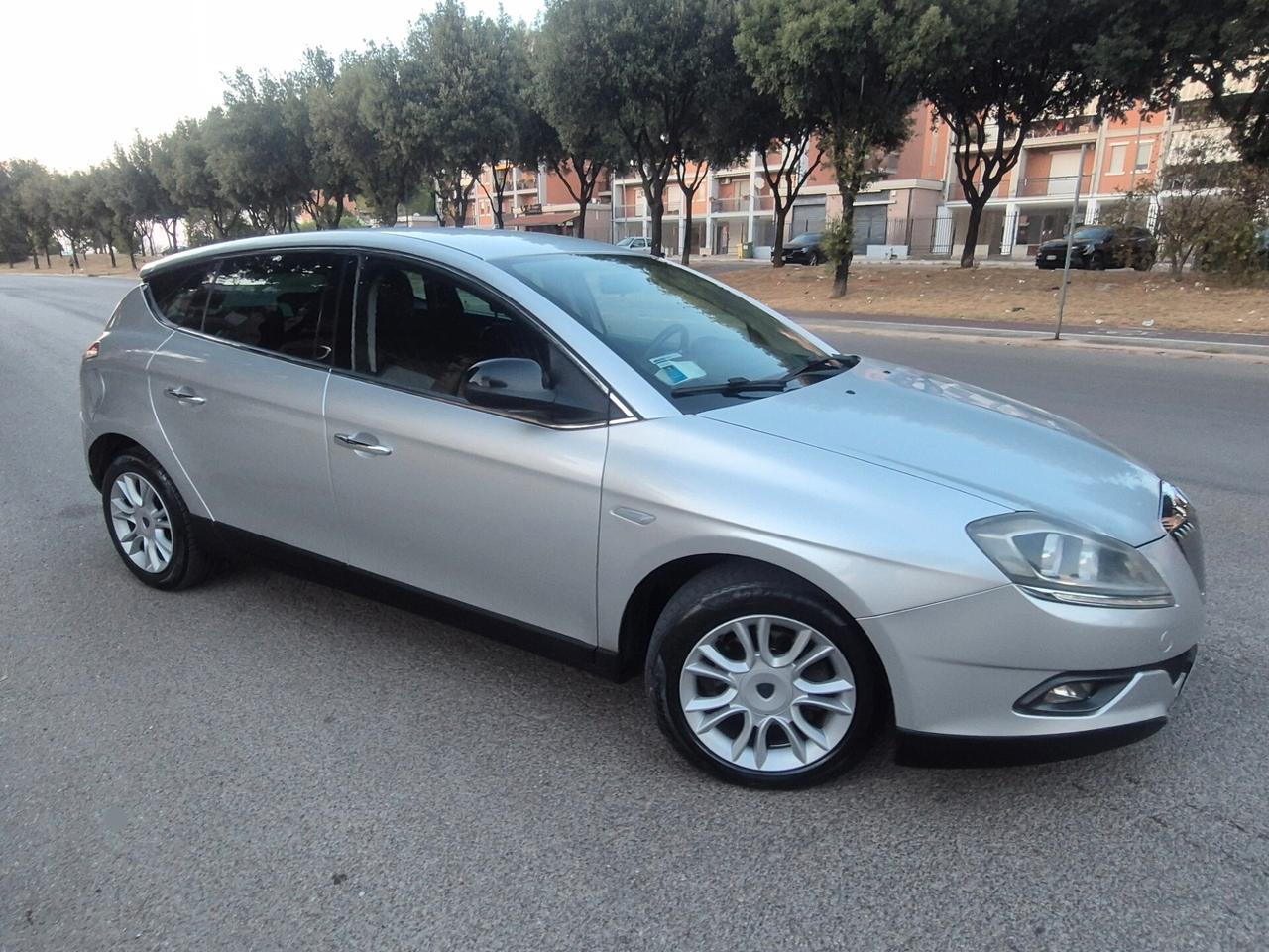 Lancia Delta 1.6 MJT gold anno 2011