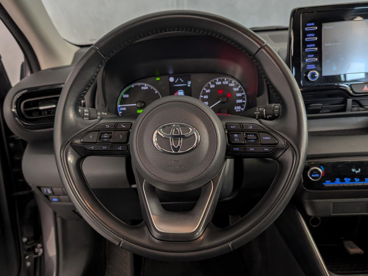 Toyota Yaris 1.5 Hybrid Automatic Business