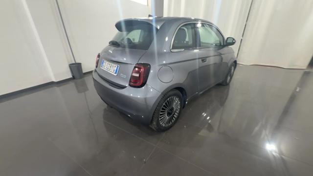 FIAT 500e Berlina 42 kWh Icon