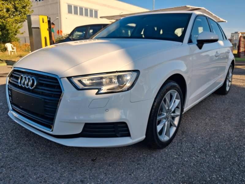 Audi A3 SPB 30 TFSI S tronic Business