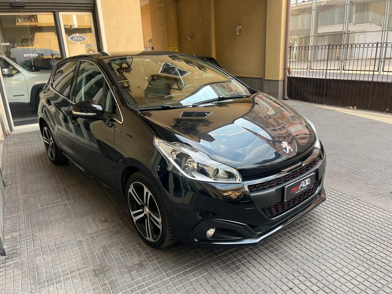 Peugeot 208 BlueHDi 120 S&S 5 porte GT Line