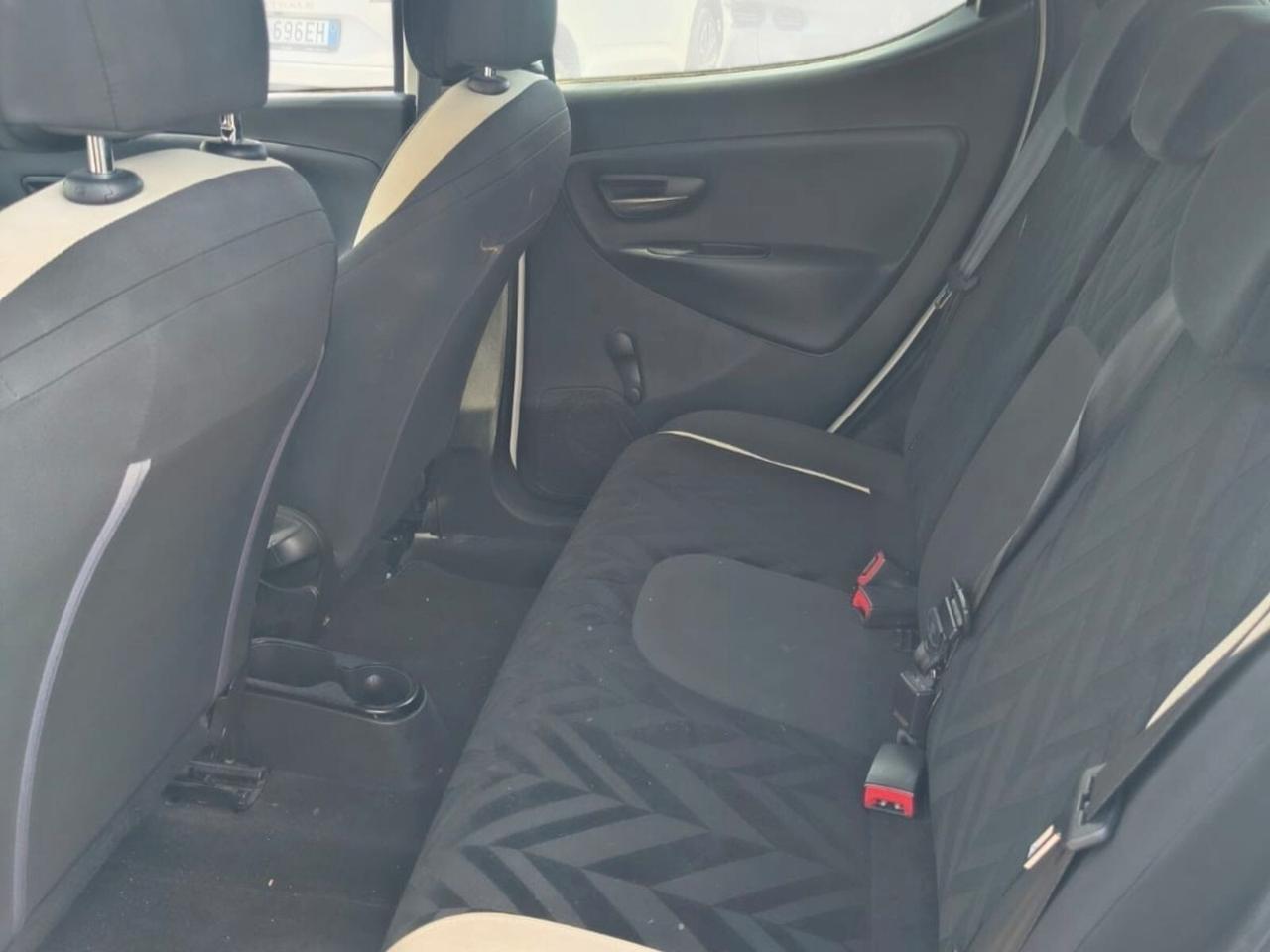 Lancia Ypsilon 1.3 MJT 16V 95 CV 5 porte S&S Gold