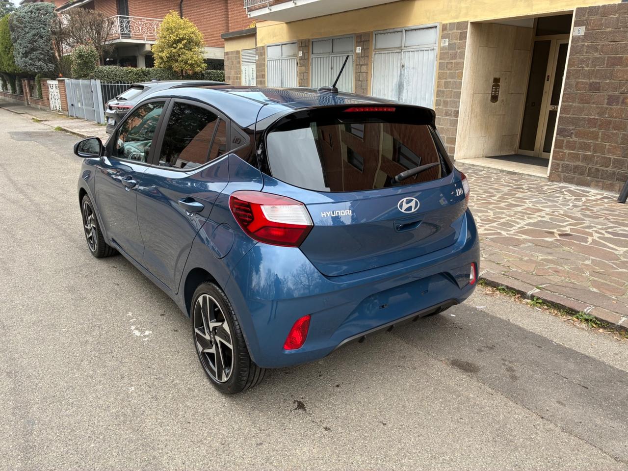 Hyundai i10 1.0 MPI AT Prime cambio auto