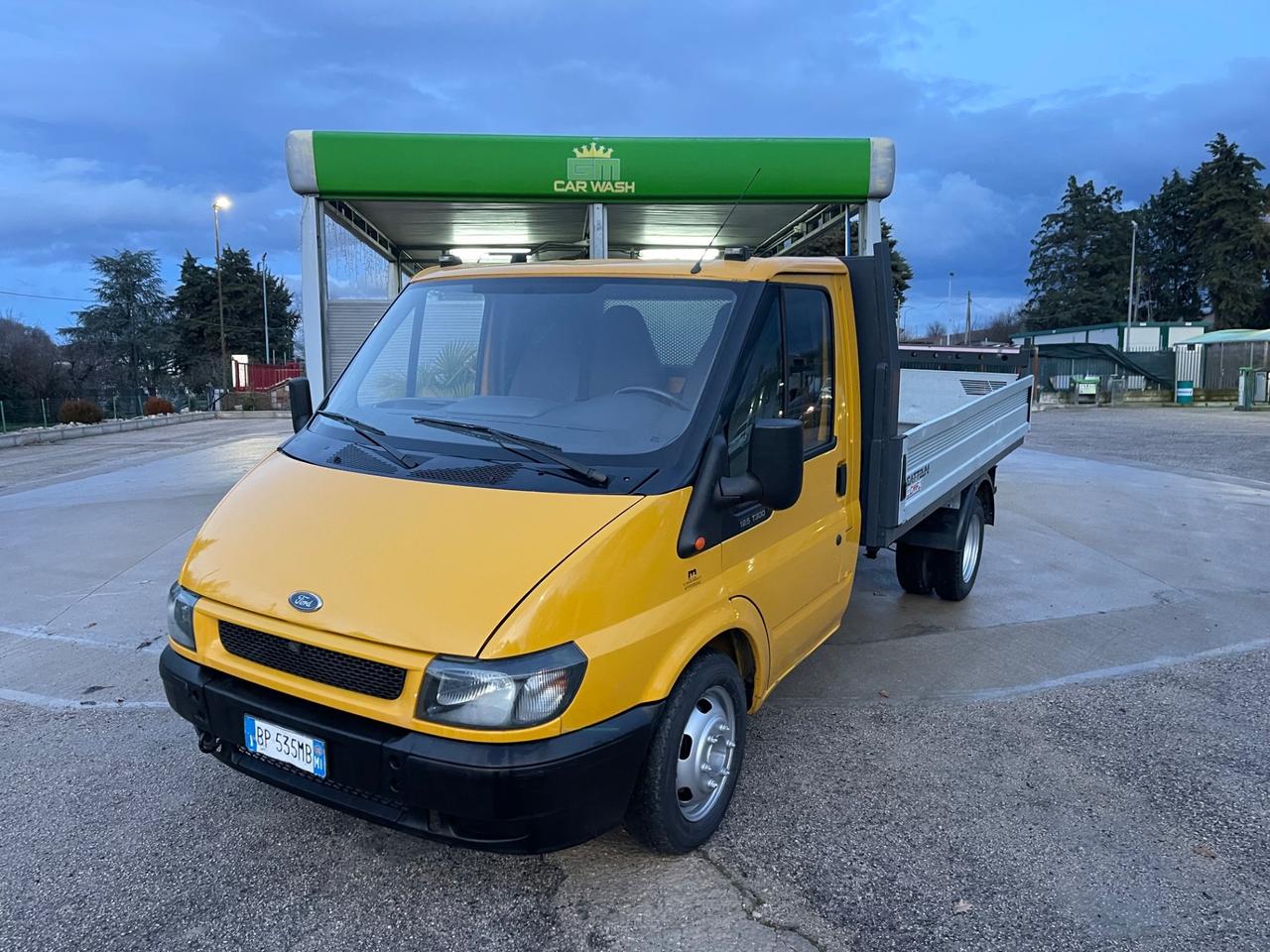 Ford transit cassone fisso