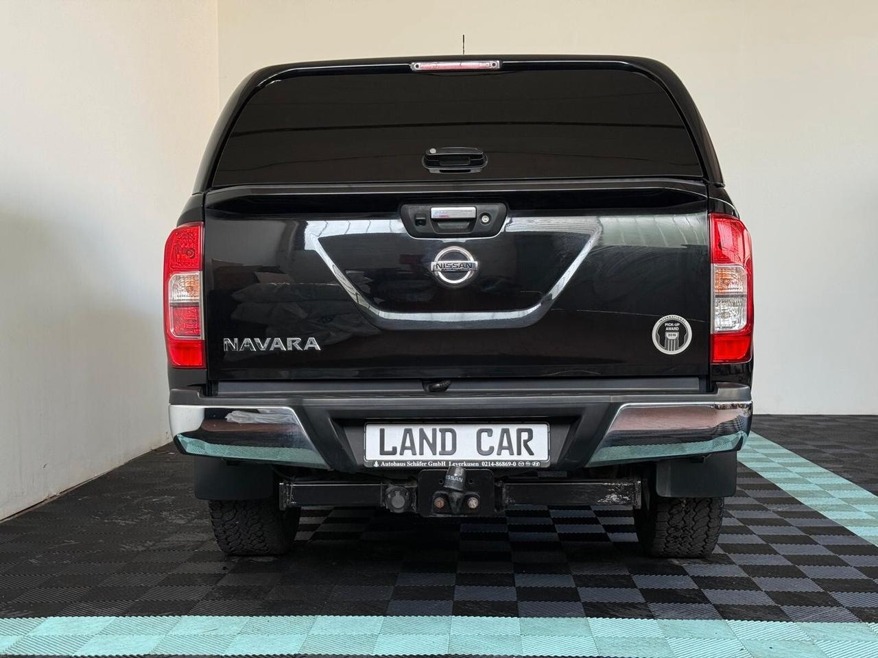 Nissan Navara 2.3 dCi 4WD Double Cab N-Connecta HARD TOP